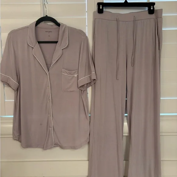 Cozy Earth Women's Bamboo Viscose Stretch Pajama Set - Picture 6 of 11